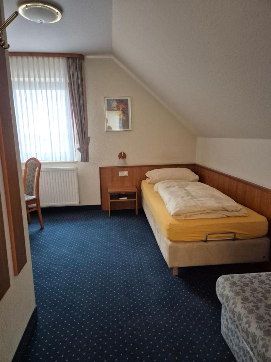 באד מינסטראייפל Hotel Zur Waage מראה חיצוני תמונה