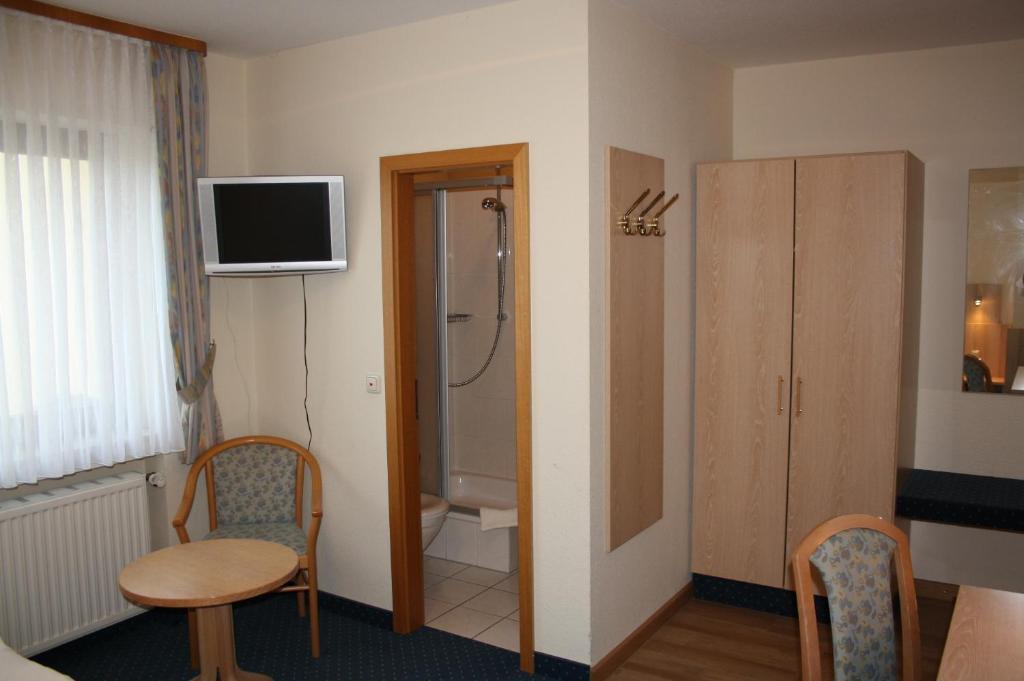 באד מינסטראייפל Hotel Zur Waage מראה חיצוני תמונה